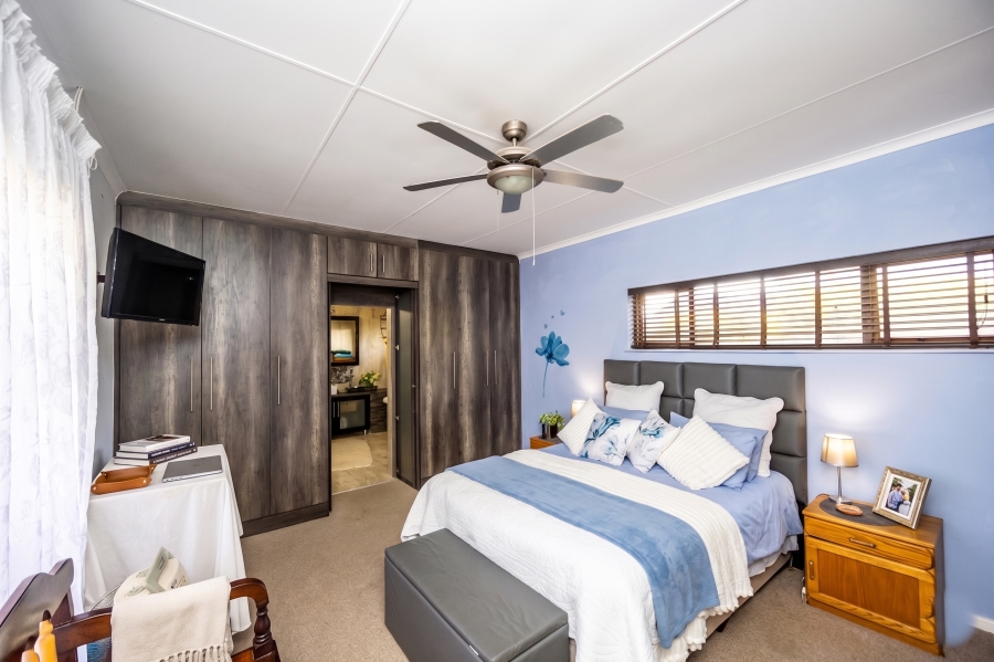3 Bedroom Property for Sale in Beacon Bay North Eastern Cape